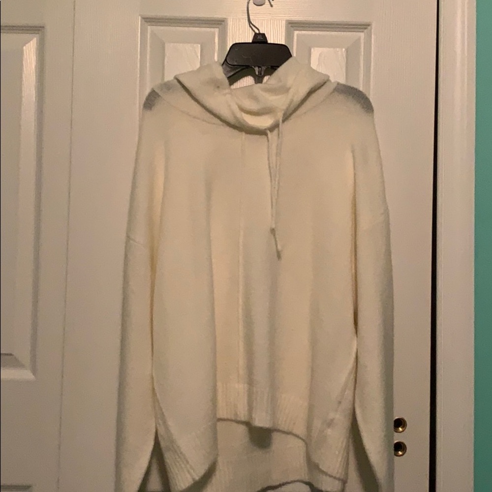 White/Cream Sweater
